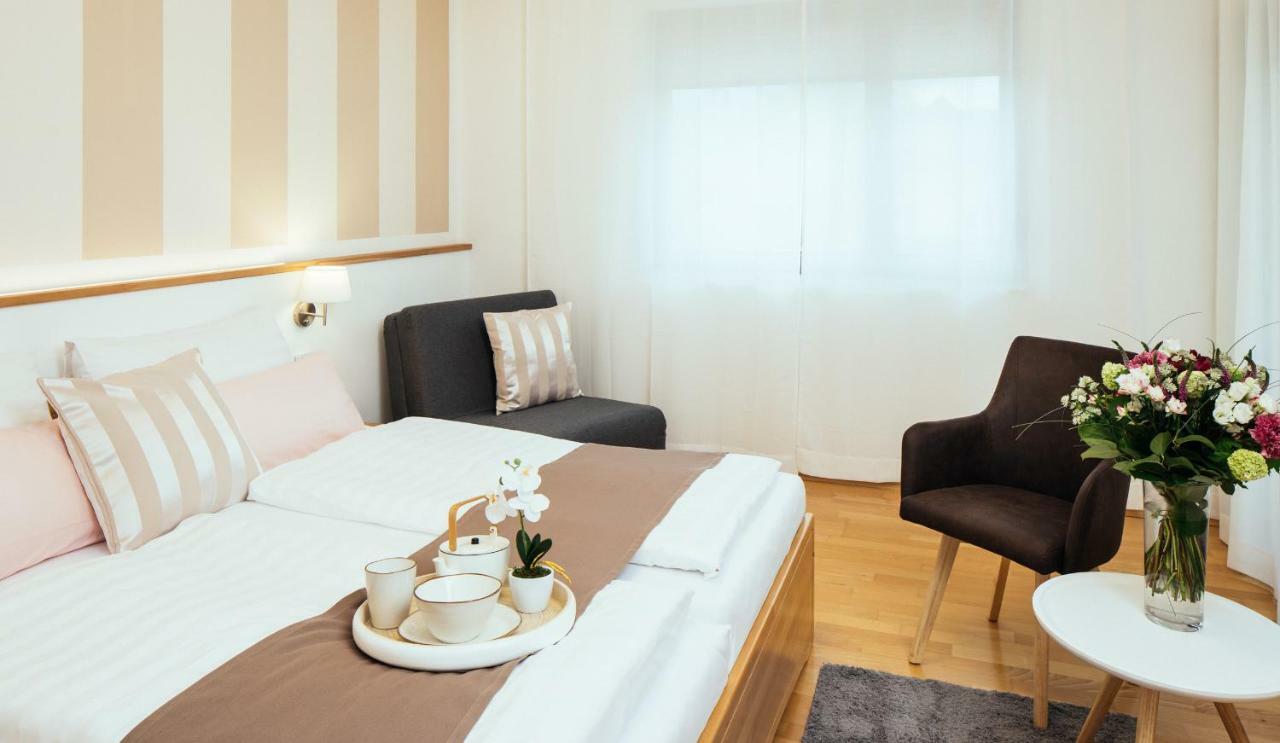 Pension Auszeit Velden Velden am Wörthersee Εξωτερικό φωτογραφία
